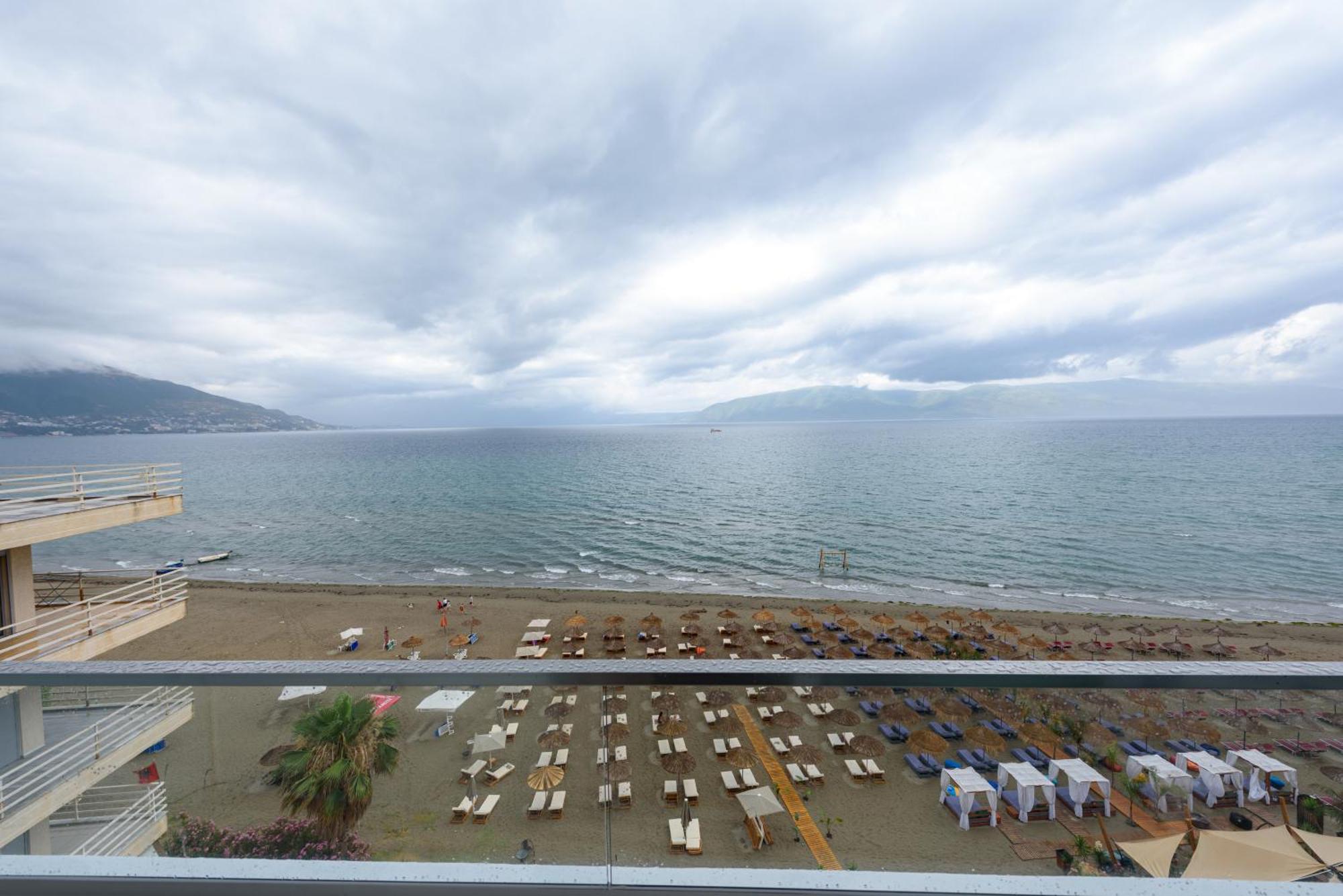 Sea & Sand Vlorë Eksteriør billede